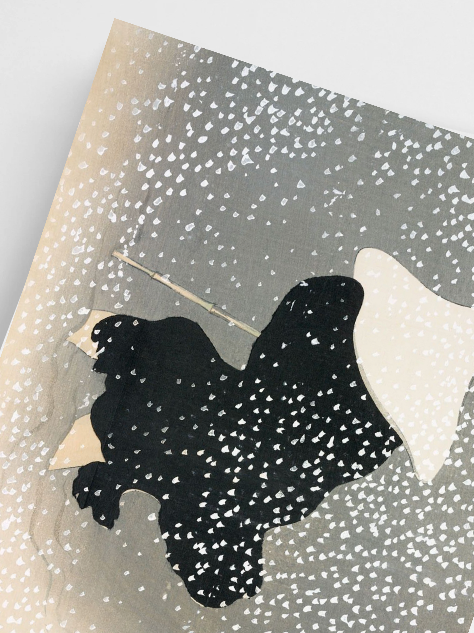 Snow from Momoyogusa print styled in serene interior
