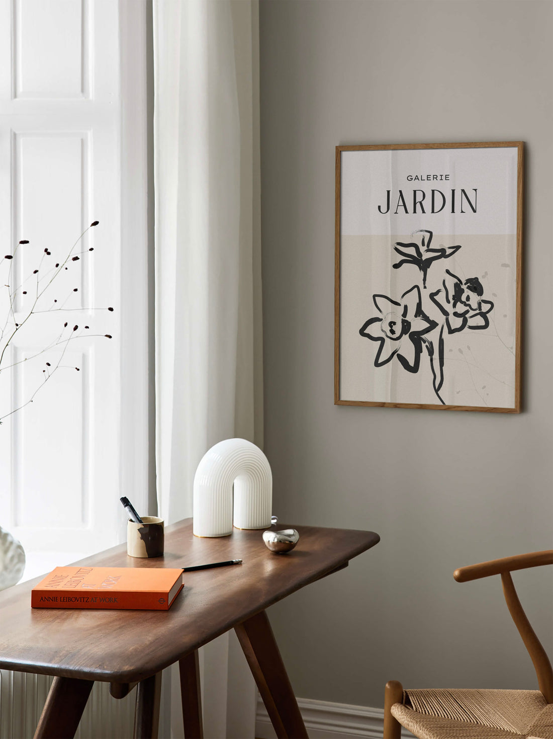 Daffodil Minimalist Bedroom Wall Art